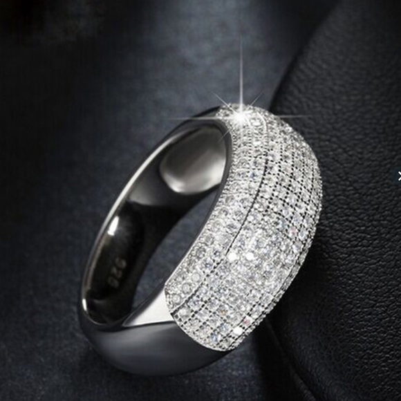 Wonderful White Sapphire Women’s Crown 925SterlingSilver Anniversary Ring Sz 5.5 - Picture 2 of 7